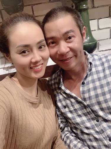 Sau thăng trầm hôn nhân, "Cô Đẩu" Công Lý hiện đang hạnh phúc viên mãn bên bạn gái Ngọc Hà, nữ phóng viên xinh đẹp kém anh 15 tuổi.