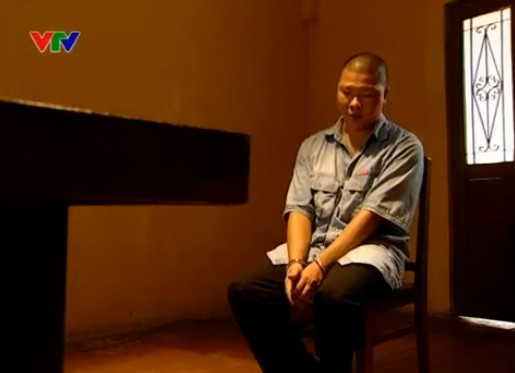 Hải Anh vào vai Tiến "phủi" - đại ca giang hồ ở Hà Nội chuyên "đâm thuê chém mướn" trong "Chạy án 2" phát sóng năm 2008.