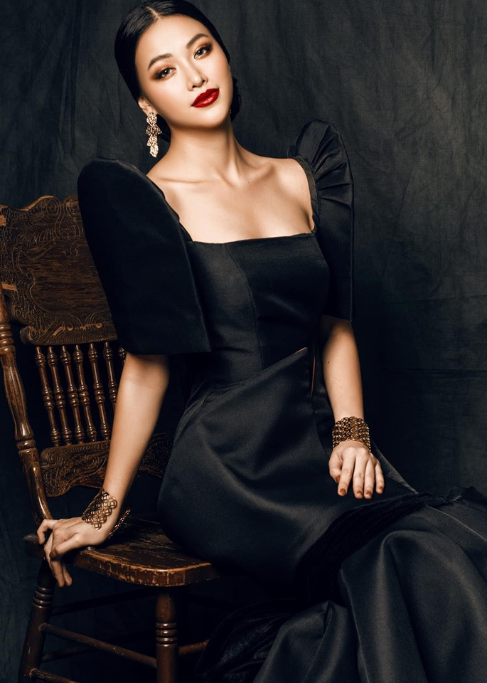 Trong chung kết Miss Earth diễn ra vào ngày 3/11/2018, đại diện Việt Nam - Nguyễn Phương Khánh đã xuất sắc vượt qua 87 thí sinh để đăng quang ngôi vị cao nhất. Ảnh: Mark Neto Diaz.