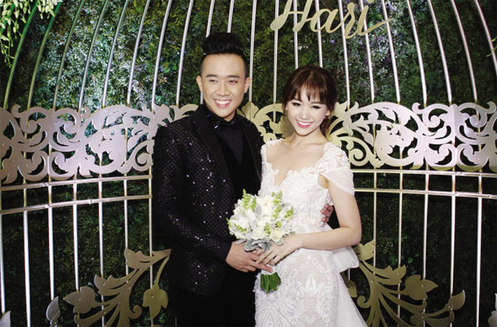 Mặc cho mọi lời dị nghị, Trấn Thành và Hari Won đã chứng minh cho mọi người thấy họ hợp nhau như thế nào và cái kết hậu là một đám cưới hoành tráng vào tháng 12/2016.