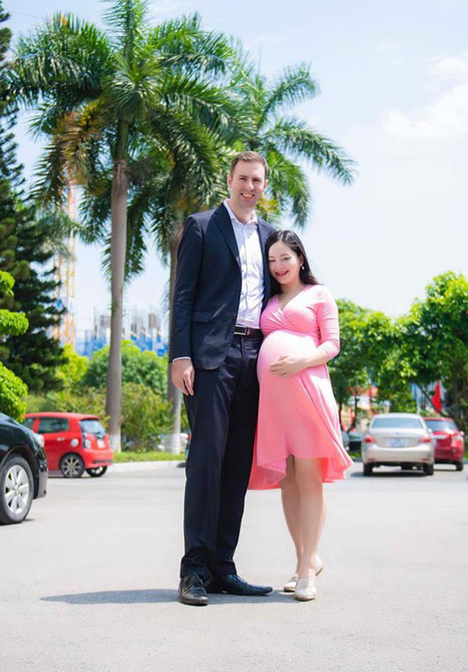 Sau khi kết hôn với chồng Tây, Lan Phương chuyển ra Hà Nội sinh sống.