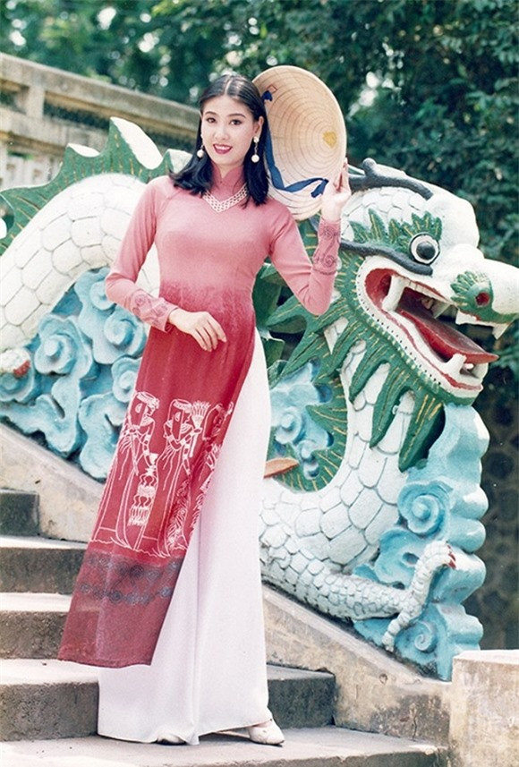 Xem ảnh thời trẻ của Hà Kiều Anh, "Hoa hậu đền Hùng" Giáng My cũng phải thốt lên khen ngợi: "Đẹp như Kiều!".