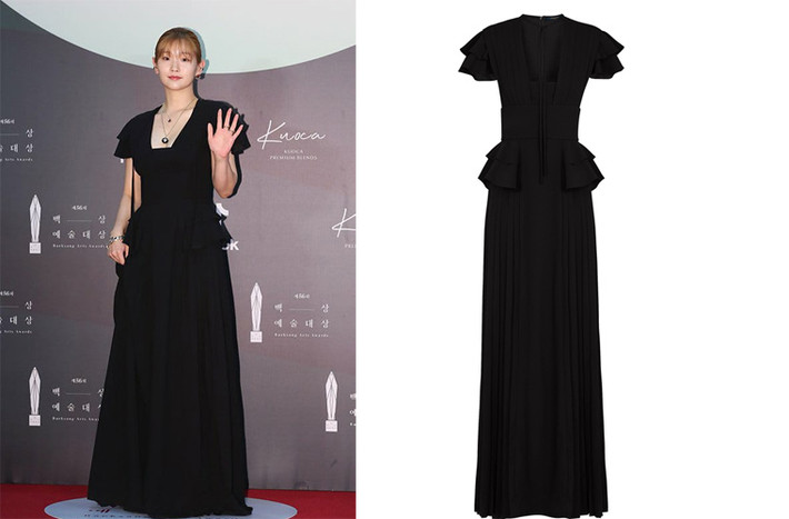 Nữ diễn viên trong Ký sinh trùng, Park So Dam mặc chiếc váy đen trong bộ sưu tập Louis Vuitton Fall 2019.