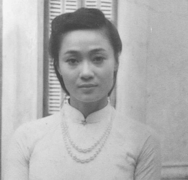Quách Thu Phương từng gây dấu ấn với khán giả qua những vai diễn trên sân khấu kịch như: Vũ nữ đêm giao thừa, Nhà có ba chị em gái, Diễm 500 đô, Kiều Loan…
