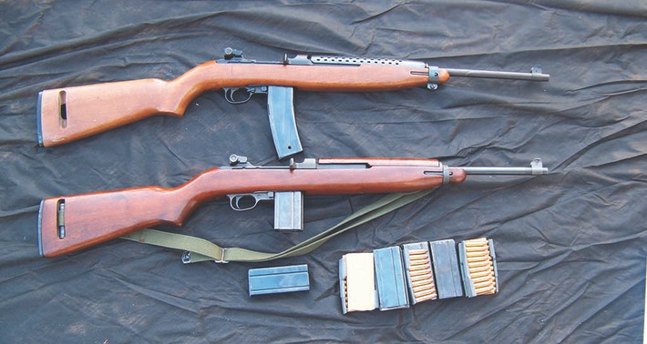 Súng trường M1 Carbine của Mỹ, cỡ đạn .30 US (7,62x33mm); chiều dài 904mm, trọng lượng 2,36kg, hộp tiếp đạn 15 viên. M1 Carbine được Mỹ cung cấp số lượng lớn cho quân đội Pháp ở Đông Dương, đặc biệt là lính dù. M1 Carbine cũng được QĐNDVN sử dụng khá nhiều, một số do OSS cung cấp năm 1945, nhưng chủ yếu là tịch thu từ quân Pháp.