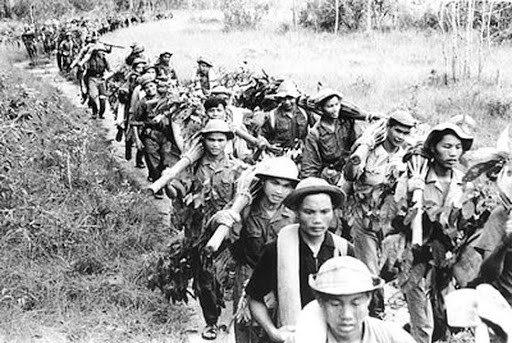Lực lượng tham gia trận đánh gồm 3 đại đội (59, 60, 70), Đại đội đặc công 80 và 1 trung đội thuộc lực lượng Bình Xuyên, 1 trung đội địa phương tỉnh Tây Ninh; tổng số gồm 300 quân, chưa kể 300 dân công phục vụ chiến đấu; vũ khí trang bị có 1 đại liên, 4 trung liên, hơn 100 súng trường, tiểu liên và 70 trái nổ, thủ pháo.