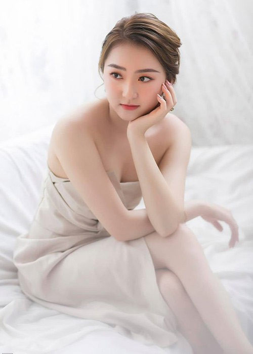 Suốt ba tháng trước khi đi thi, Kim Trà My đã tuân thủ chế độ ăn kiêng nghiêm ngặt, không ăn tinh bột và tập luyện chăm chỉ. Cuối cùng cô đã giảm được 6kg và sở hữu vóc dáng như mong muốn.