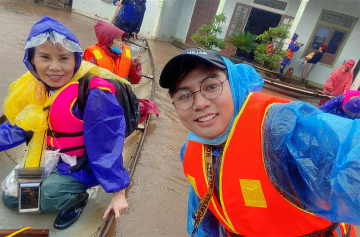 Hình ảnh đẹp của bà Ngọc Hương được rất nhiều cư dân mạng khen ngợi.