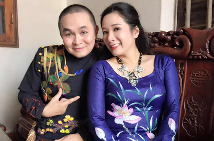 Nữ nghệ sĩ cải lương sinh năm 1969 rất đắt show và cát sê của cô rất cao. Nhiều người cho rằng, cát sê của Thanh Thanh Hiền ngang ngửa với nghệ sĩ Xuân Hinh.