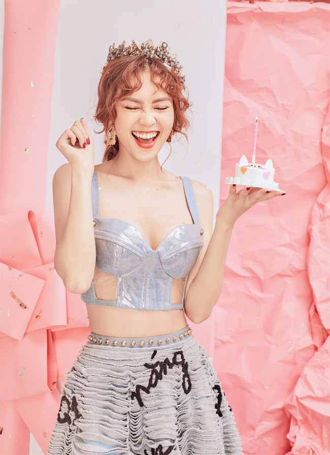 Thậm chí các bác sĩ còn cho biết nếu cô để tình trạng dạ dày chảy máu, loét kéo dài sẽ dẫn tới ung thư.