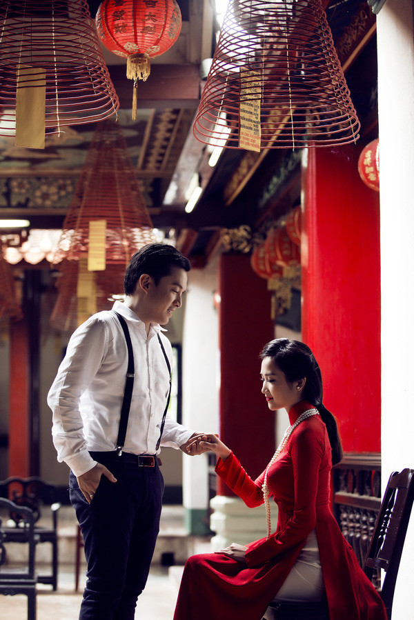 Ngày 28/11/2014, Lam Trường kết hôn lần thứ hai với vợ trẻ kém anh 17 tuổi, Yến Phương.