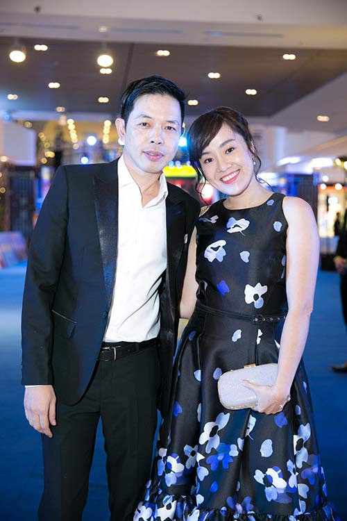 Hai người quen nhau trên mạng từ năm 2007 vì cùng sở thích, đam mê máy ảnh.