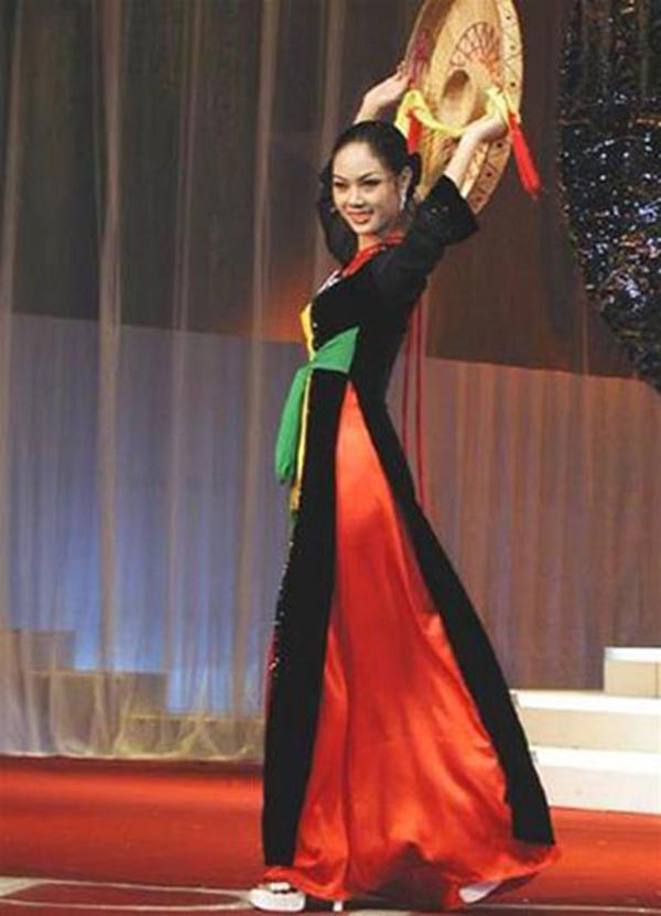 Sau khi đăng quang, Hoa hậu Mai Phương đại diện cho Việt Nam lần đầu tham gia cuộc thi Hoa hậu Thế giới - Miss World 2003 và lọt vào top 20, xếp thứ 15 chung cuộc.