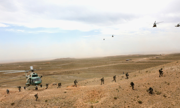 "CSTO cũng sẽ tổ chức các cuộc tập trận đặc biệt Echelon 2021 với các lực lượng hỗ trợ hậu cần của mình trên lãnh thổ Tajikistan ở khu vực Trung Á để thực hành các nhiệm vụ cung cấp binh lính trong việc chuẩn bị và thực hiện một chiến dịch chung và diễn tập đặc biệt Poisk (Tìm kiếm) với trinh sát của họ" - Thượng tướng cho biết.