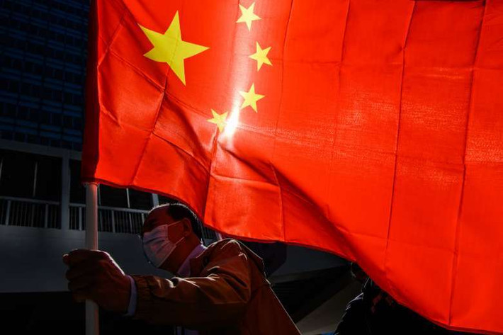 Có thể nói, việc xây dựng mô hình hàng không mẫu hạm Mỹ của Trung Quốc là rất đáng lưu ý, vì song song với đó là cả một kế hoạch lớn về phát triển khả năng tên lửa hoạt động trên đa nền tảng của quốc gia này. Nguồn ảnh: Sina.