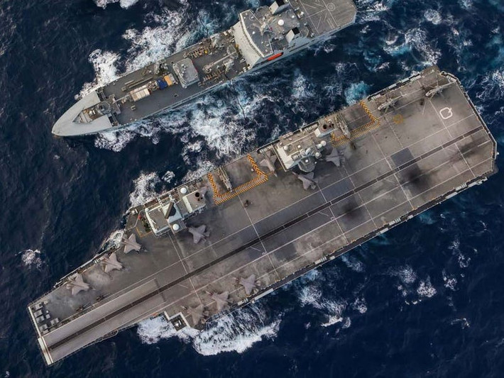 Và đối với HMS Queen Elizabeth, nó đã có cho mình lí lịch cá nhân ấn tượng. Sau 3 năm thử nghiệm và hoàn thiện, nó đã chính thức thành một nhóm tấn công lần đầu tiên vào tháng 10/2020.