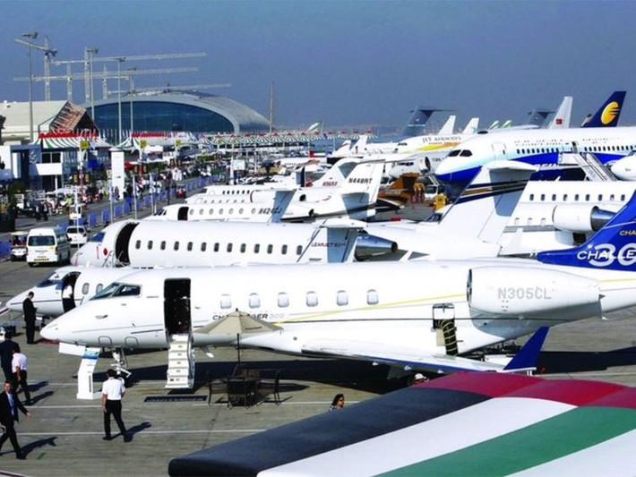Chi tiết về khuôn khổ Dubai Airshow 2021, chúng ta còn có sự hiện diện của đại diện từ 148 quốc gia tới để trưng bày hoặc theo dõi các khí tài, tổng cộng có tới hơn 160 máy bay quân sự được trưng bày tại đây.