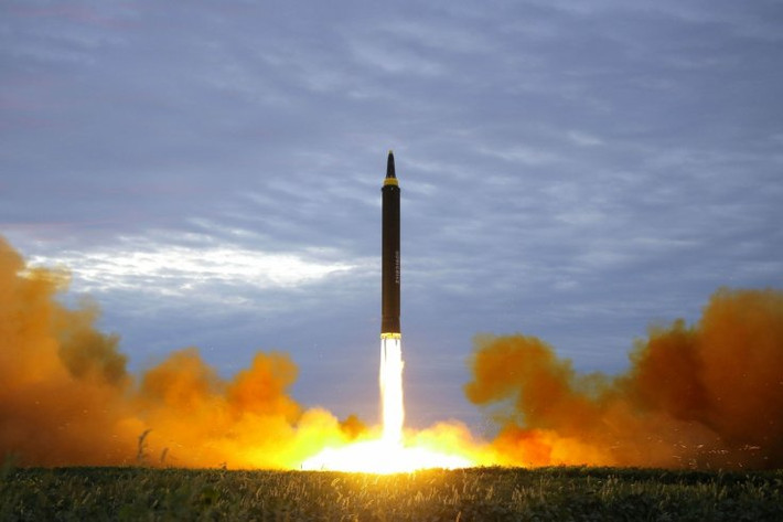 Theo hãng thông tấn Trung ương Triều Tiên (KCNA), lần phóng thử nghiệm thành công mẫu mới tên lửa đạn đạo phóng từ tàu ngầm (SLBM) này là vụ thử vũ khí mới thứ 8 của Bình Nhưỡng trong thời gian từ đầu năm đến nay.