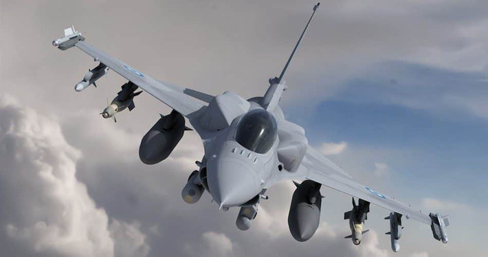 Về hỏa lực của F-16V Viper, chiếc tiêm kích này có thể mang theo mình tới 7,9 tấn vũ khí, gần tương đương với dòng chiến đấu cơ hạng nặng của Nga là Su-30 và các phiên bản cải tiến của chúng.