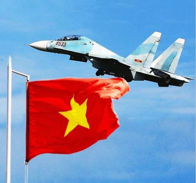 Và rõ ràng, sau khi huấn luyện đạt hiệu quả, Không quân Việt Nam sẽ có một hàng ngũ phi công được đào tạo chuyên nghiệp, sẽ dễ dàng làm quen với các chiến đấu cơ tối tân thuộc thế hệ mới hơn trong tương lai.