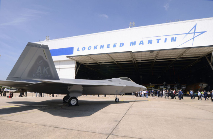Và ngay trong hôm qua, hãng hàng không Lockheed Martin đã cho biết, “luôn sẵn sàng hỗ trợ Bộ Quốc phòng Anh khi cần thiết. Một cuộc điều tra đang được tiến hành và thông tin thêm về vụ việc sẽ được công bố khi thích hợp”.