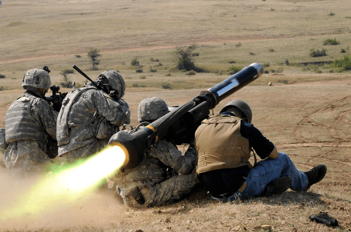 Ngoài ra các tên lửa Javelin này cũng được đánh giá là có thể sử dụng bằng cách bắn thẳng về các toà nhà hay các công sự. Song, với những lần “thử lửa” đầu tiên tại Ukraine, dường như chưa quá hiệu quả.