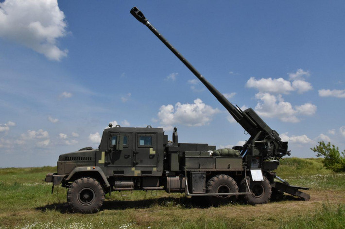 Tuy vậy trước mắt Ukraine sẽ là vô vàn khó khăn, họ có thể kiếm được vài trăm quả đạn cỡ 155 mm theo đúng chuẩn NATO để tiến hành thử nghiệm, nhưng để đủ cơ số đạn nhằm trang bị cho cả một lữ đoàn sẽ là yêu cầu không hề đơn giản.