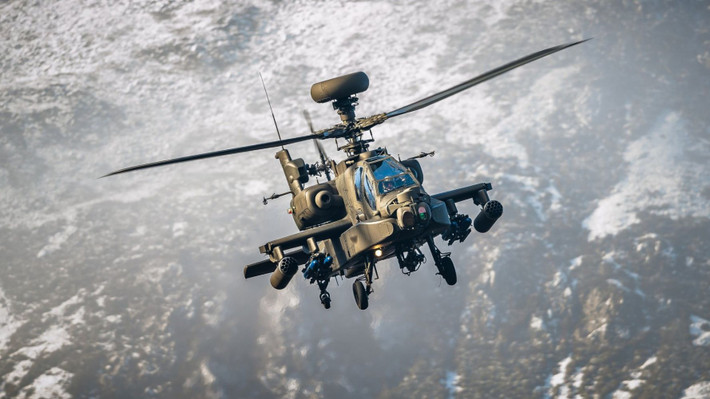 Trực thăng Apache được Mỹ phát triển với 2 chỗ ngồi cho phi hành đoàn, sử dụng động cơ tua bin mạnh mẽ, đảm bảo cho nó có thể bay với vận tốc tối đa lên tới 276km/h, tầm bay tối ưu đạt trên 400km, cùng với đó là hệ thống vũ trang chống thiết giáp tối ưu bậc nhất của Mỹ.