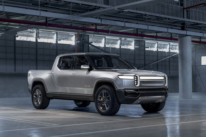 Tại triển lãm Los Angeles Auto Show 2018 đang diễn ra, hãng Rivian gây chú ý với việc giới thiệu siêu bán tải điện Rivian R1T cực mạnh cùng một số mẫu xe điện khác khá bắt mắt.