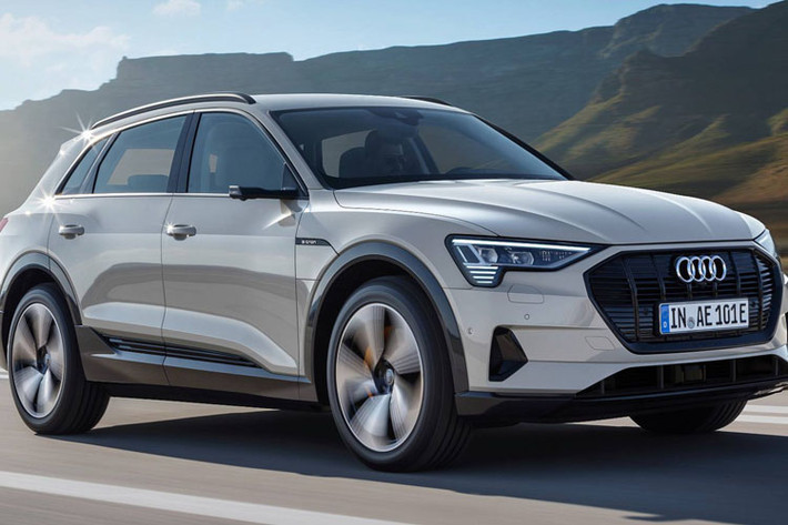 Audi e-tron Launch Edition mới hiện đang được đánh giá là mẫu xe ôtô chạy điện tốt nhất, tiên tiến nhất của thương hiệu xe sang Audi. E-tron Launch Edition sở hữu nhiều trang bị, công nghệ hiện đại sắp được bán ra tại thị trường Anh quốc trong thời gian tới.