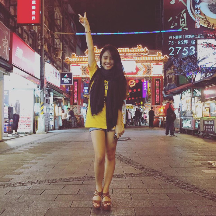Không chỉ là hàng hiệu, xe khủng, Kiều Anh còn đi du lịch khắp nơi. Ở mỗi địa điểm cô đến, Kiều Anh thường chia sẻ bằng hình ảnh và những kinh nghiệm cho mọi người. Ảnh:FBNV.