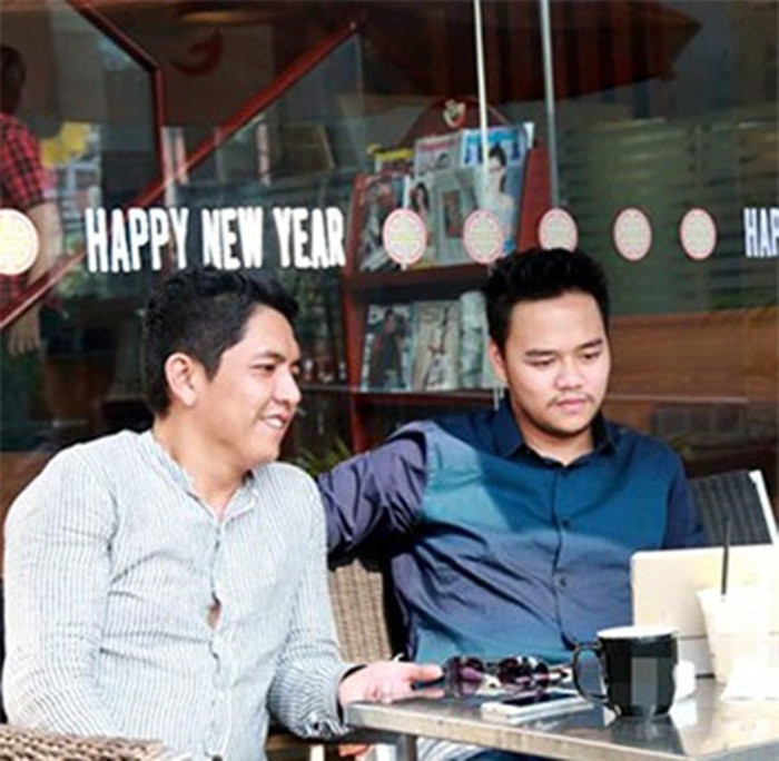 Ông xã Trang Nhung cũng đảm nhận vai trò đạo diễn những dự án phim số vốn đầu tư khủng với sự xuất hiện của Hoài Linh, Thái Hòa, Hari Won … Ảnh: 2sao.