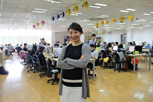 Năm 2007, cô rời Mỹ về Việt Nam và làm việc cho một công ty IT ở Hà Nội. Tại đây, cô đã nhận ra cơ hội kinh doanh cho riêng mình. Nguyễn quyết định áp dụng những kiến thức về luật học được ở trường đại học để lập một công ty bảo vệ bản quyền.