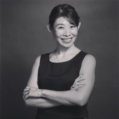 Esther Nguyễn là một trong những người Mỹ gốc Việt ở nước ngoài, bây giờ quay trở về quê hương để đóng góp cho đất nước. Cô hiện là CEO Pops Worldwide - Công ty phân phối và quản lý nội dung số tại TP HCM.