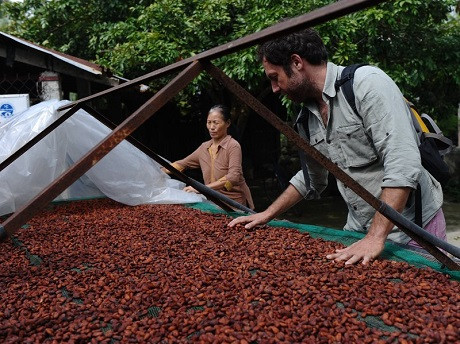 Sau khi nếm thử sôcôla Marou, bậc thầy làm sôcôla người Bỉ - Pierre Marcolini - thậm chí đã phải nhờ chọn mua giúp ông loại cacao thượng hạng ở Việt Nam để ông dùng chúng sản xuất những thanh sôcôla thượng hạng.