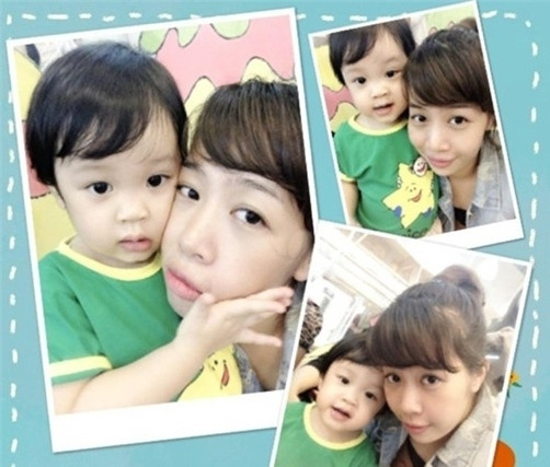 Diệp Chi được mọi người biết đến là một MC tài năng của VTV, Diệp Chi rất chịu chi trong việc đầu tư việc học cho con của mình. Trường mẫu giáo mà cô bé Sumo đang học cũng rất nổi tiếng ở Hà Nội và tốn đến hơn 100 triệu đồng mỗi năm chỉ riêng học phí. Ảnh: Blog tâm sự.