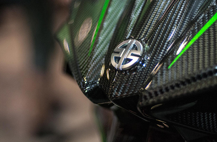Kawasaki Ninja H2R là mẫu superbike đang thu hút sự quan tâm của giới ham mê tốc độ ở thời điểm hiện tại.