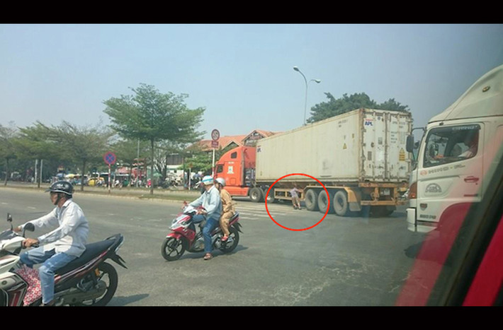 Còn đây là siêu nhân đời thường