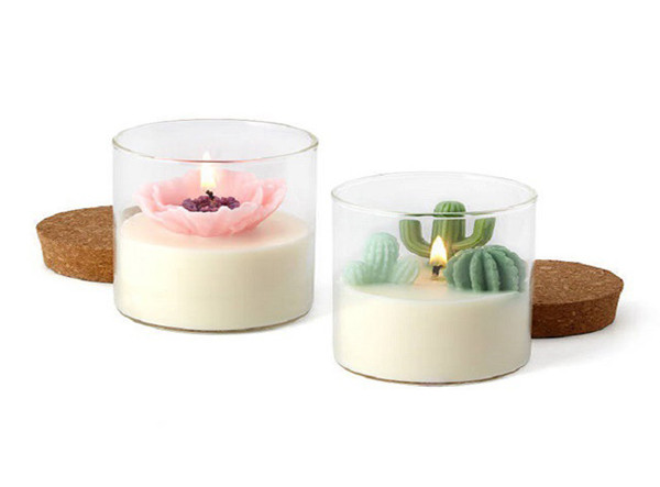 Sáp thơm trong nhà vệ sinh. Phòng tắm, nhà vệ sinh được xem là nơi xú uế. Nhiều người sẽ chọn sáp thơm để át mùi, tỏa hương dễ chịu. Vậy nhưng cách làm này không được khuyến khích, đặc biệt là những gia đình có trẻ nhỏ.