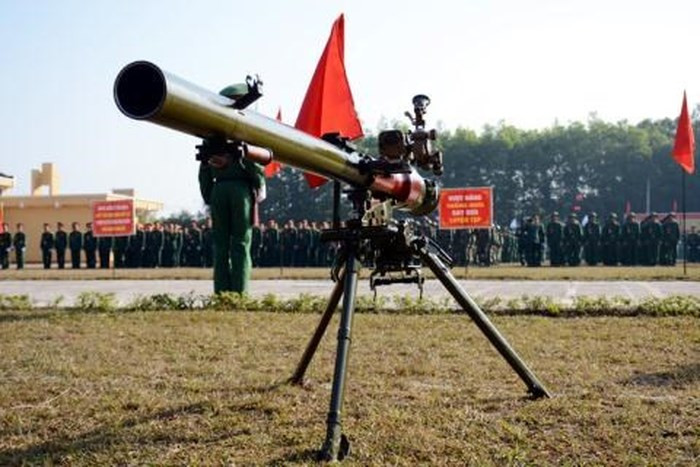 Trong vai trò chống tăng, SPG-9 mạnh hơn B10, với các loại đạn nổ chống tăng kiểu PG-9VNT, nó có thể xuyên thép 400-550mm sau giáp ERA trên các loại tăng hiện đại. Nguồn ảnh: QĐND