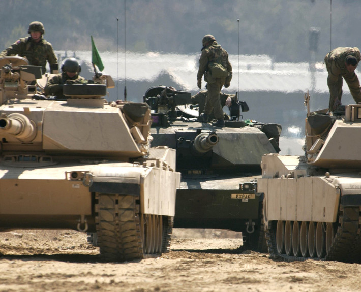 Nhưng để điều đó trở thành hiện thực, General Dynamics phải vượt qua một hành trình đầy thách thức: thuyết phục Lầu Năm Góc và chứng minh rằng AbramsX không chỉ là biểu tượng, mà còn là vũ khí cần thiết trong các cuộc chiến tương lai.