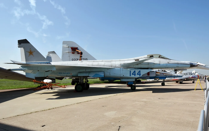 Máy bay chiến đấu tàng hình MiG-1.44 của Nga - một trong những mẫu máy bay chiến đấu thế hệ thứ năm đầu tiên của Nga, được thiết kế với mục tiêu cạnh tranh với các mẫu máy bay chiến đấu tàng hình của Mỹ như F-22 Raptor. Ảnh: The National Interest.