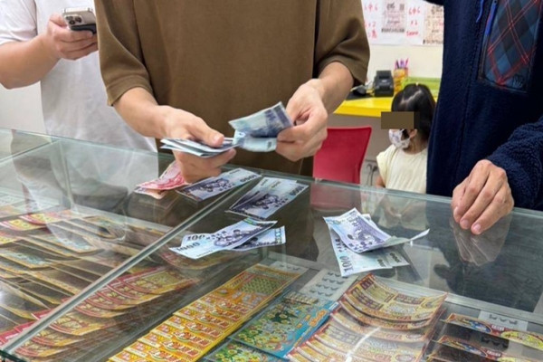 Sự ngỡ ngàng, khó tin, và cả niềm xúc động dâng trào đã bao trùm lấy anh. Anh chia sẻ rằng anh đã mất cả ngày để có thể hoàn toàn tin vào sự thật này.