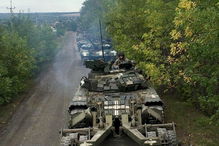 Quân đội Ukraine, trong tình thế không thể kháng cự, buộc phải rút quân quy mô lớn khỏi các thành phố như Orikhiv và Huliaipole để tránh bị bao vây bởi lực lượng Nga. Ảnh: Getty Images.