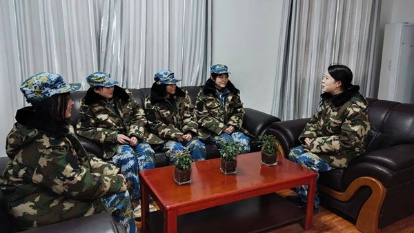 Cùng thời gian đó, nhiều vụ việc tương tự liên quan đến các "trường phẩm chất" ở Hà Nam bị phanh phui, trong đó học viên bị các huấn luyện viên đánh đập dã man, thậm chí bị xâm hại tình dục nhiều lần. Nhiều phụ huynh có con bị hại đã liên kết với nhau và gần đây tiết lộ loạt sự việc đau lòng này cho truyền thông.