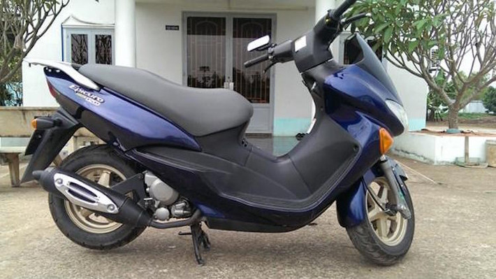 Một thời Avenis/Epicuro đã được coi là dòng xe tay ga "đỉnh" tại Việt Nam bởi thiết kế khí động học và động cơ 125 cc DOHC mạnh tới 15 mã lực.