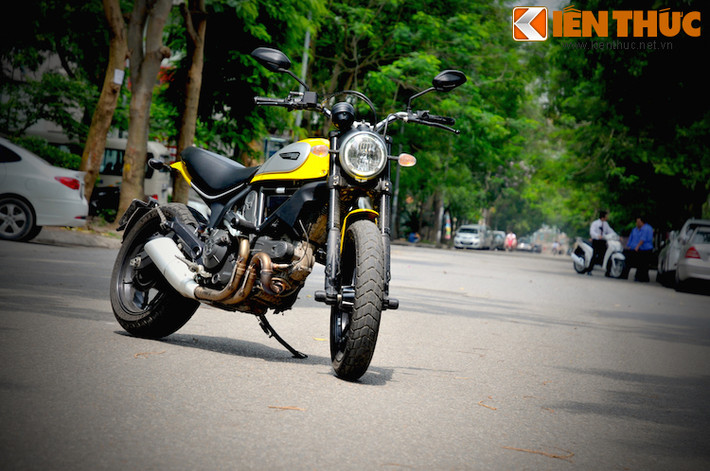 Những trải nghiệm ban đầu cho thấy Ducati Scrambler có thể đem lại cảm giác thử thách cho bất kỳ biker lão luyện nào nếu tắt hoàn toàn các hệ thống hỗ trợ...