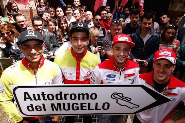 Các tay đua từ trái sang: Yonney Hernandez, Danilo Petrucci, Andrea Iannone và Andrea Dovizioso.
