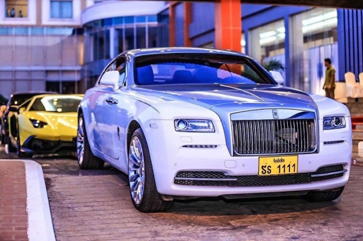 Rolls-Royce Phantom Drophead độ mâm biển tứ quý 1.