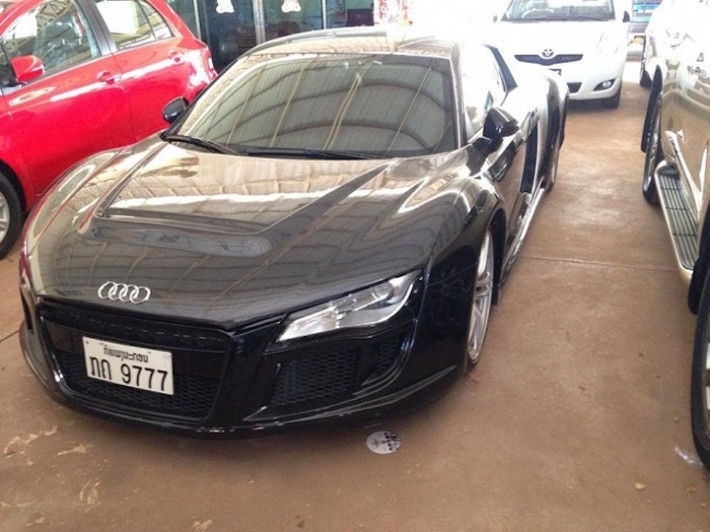 Audi R8 độ widebody PPI Razor.